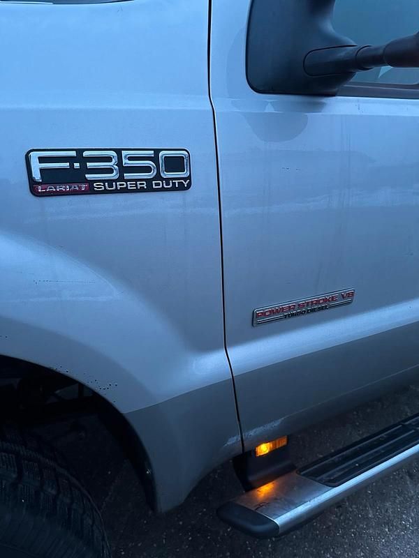 Second-hand Ford V8 325 CP (239 kW) 2004 Argintiu Pickup