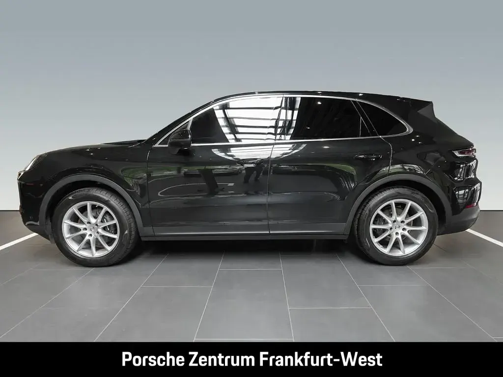 Używany Porsche Cayenne 354 KM (260 kW) 2025 Czarny SUV