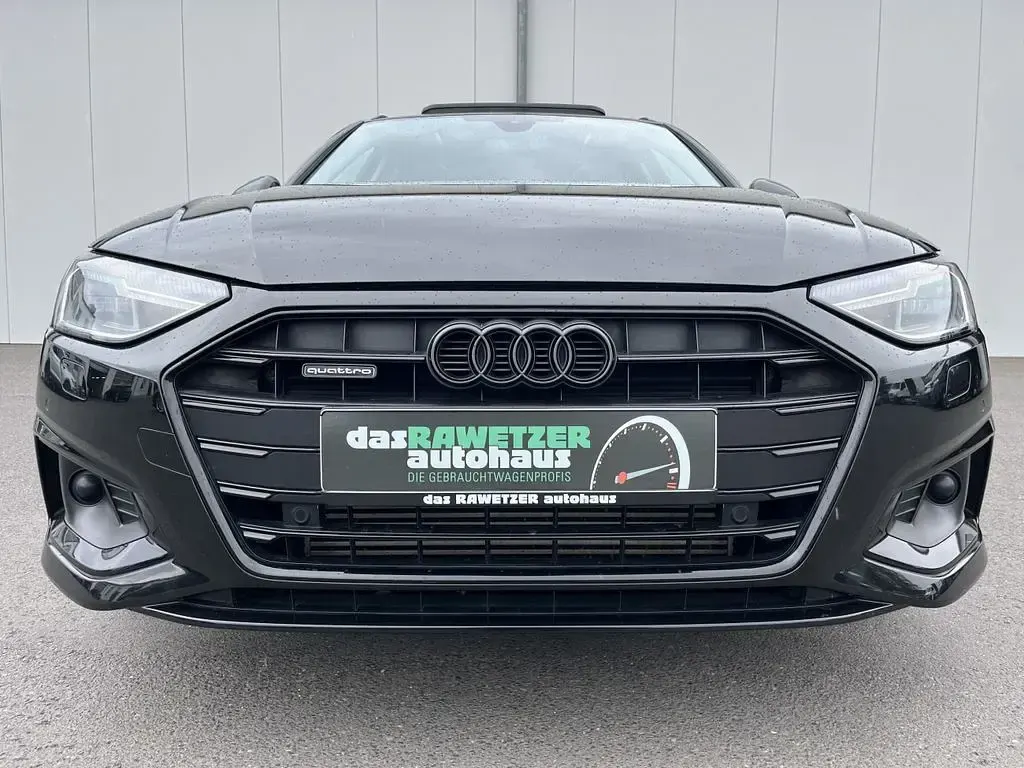 Gebraucht Audi A4 Advanced 204 PS (150 kW) 2023 Schwarz Kombi