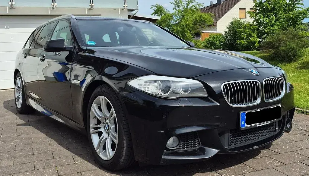 Gebraucht BMW 530 Sport Line 258 PS (189 kW) 2012 Schwarz Kombi