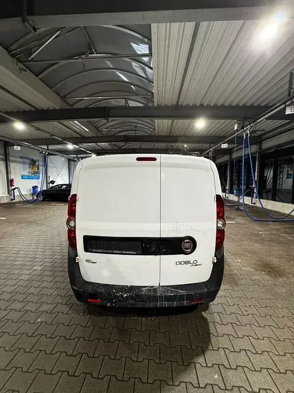Gebraucht Fiat Doblò 105 PS (77 kW) 2013 Weiß Van / Kleinbus