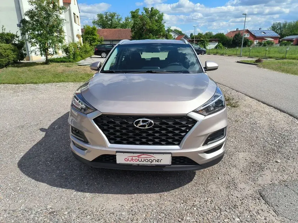 Gebraucht Hyundai Tucson Trend 132 PS (97 kW) 2018 Beige SUV