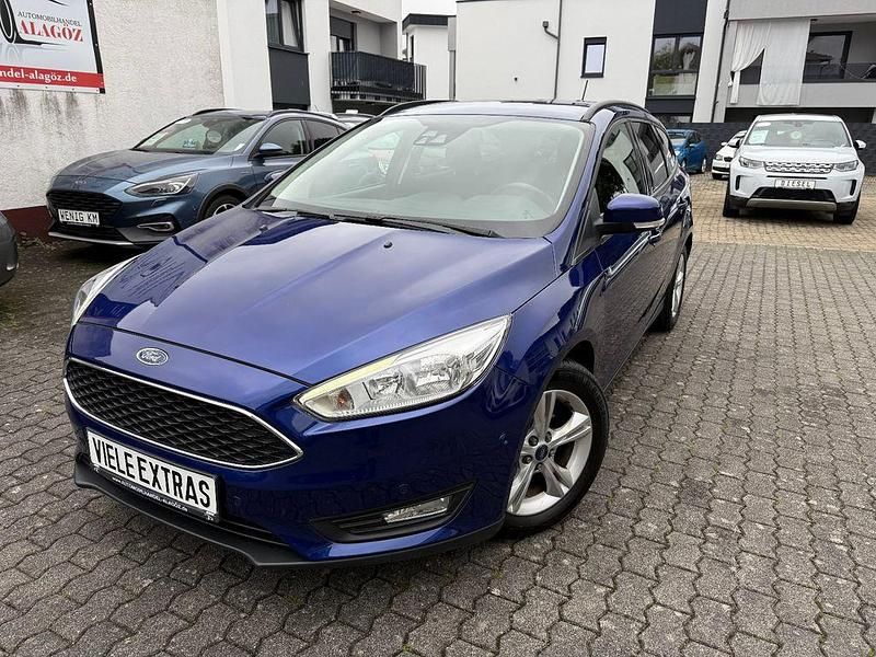 Gebraucht Ford Focus Business Edition 125 PS (91 kW) 2017 Blau Kombi