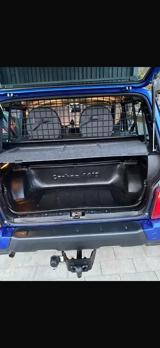 Gebraucht Lada Urban 83 PS (61 kW) 2019 Blau Limousine