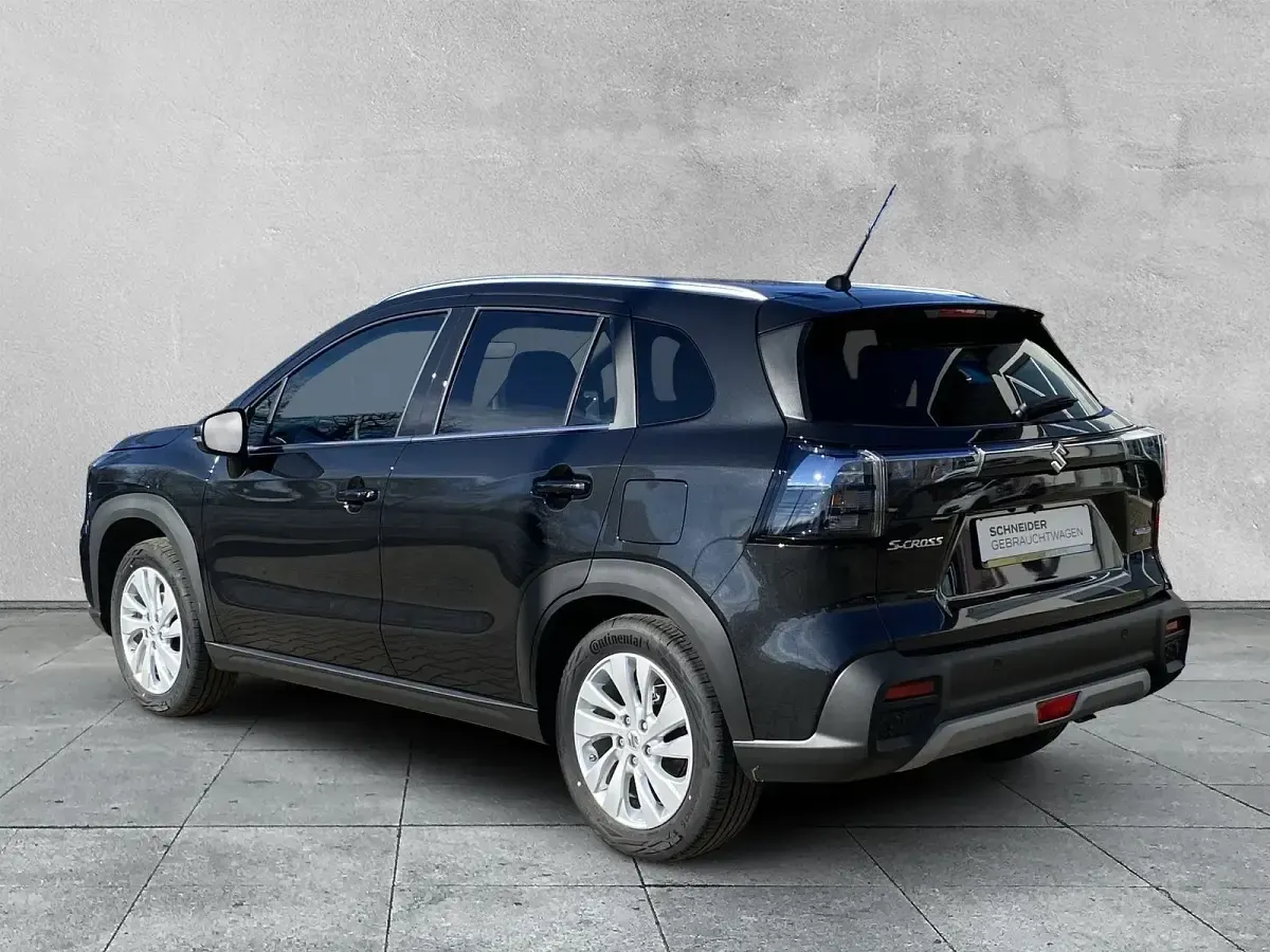 Gebraucht Suzuki SX4 S-Cross Comfort 110 PS (80 kW) 2025 Schwarz SUV