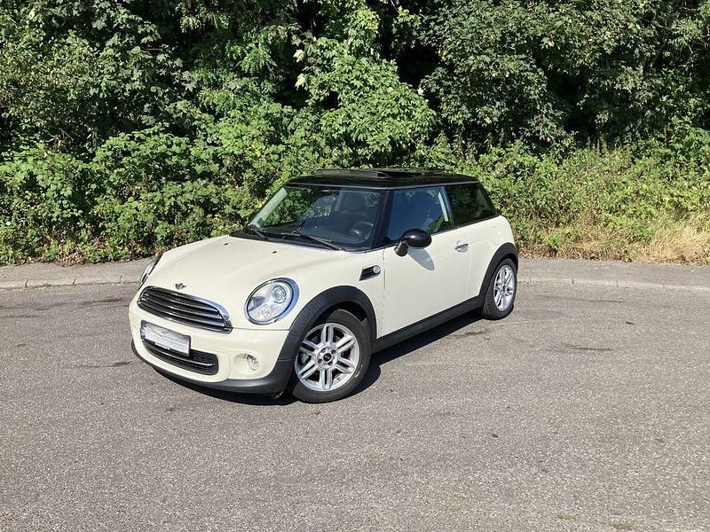 Beige Gebraucht 2011 Mini Cooper Kleinwagen | 5.600 € (Fairer Preis) - Bild 1/4