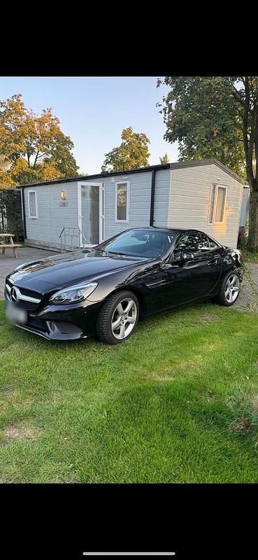 Gebraucht Mercedes SLC250 204 PS (150 kW) 2016 Schwarz Cabrio