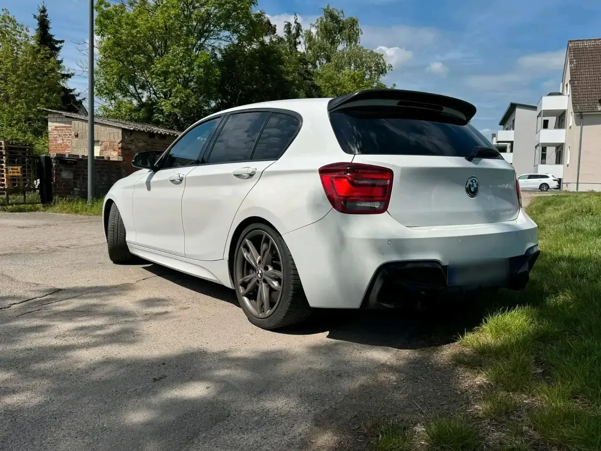 Käytetty BMW 135 320 HP (235 kW) 2014 Valkoinen Viistoperä
