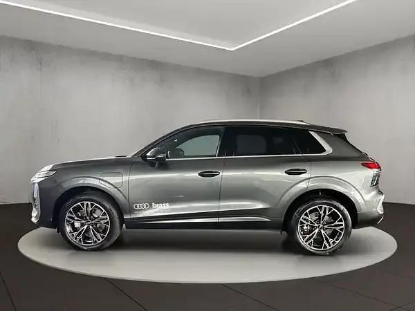 Gebraucht Audi Q3 Ambiente 272 PS (200 kW) 2025 Daytonagrau perleffekt SUV