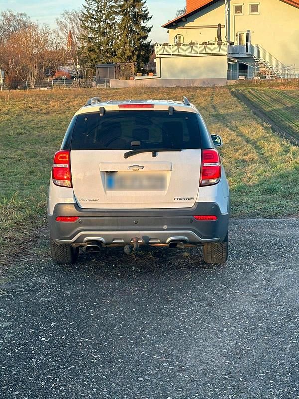 Gebraucht Chevrolet Captiva 275 PS (202 kW) 2013 Weiß SUV