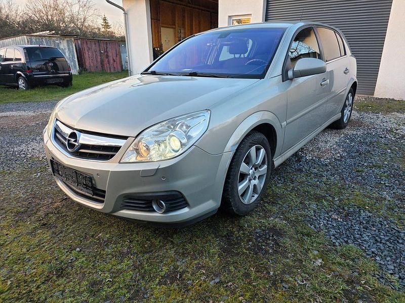 Gebraucht Opel Signum Cosmo 155 PS (114 kW) 2006 Kleinwagen