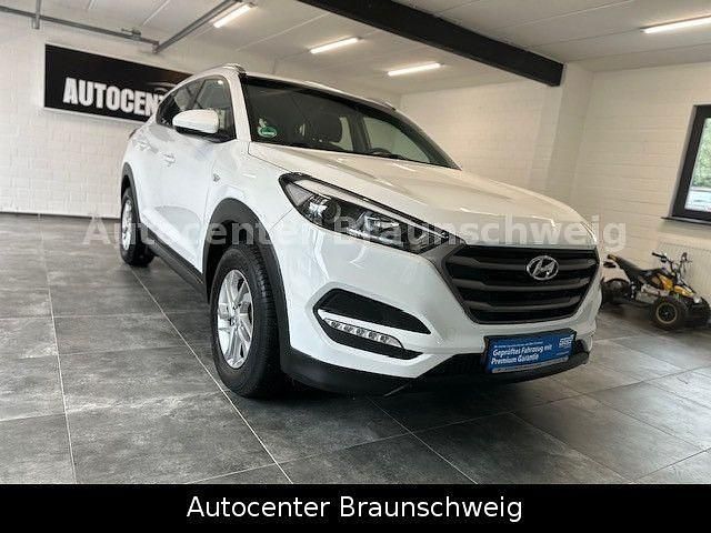 Weiß Gebraucht 2018 Hyundai Tucson SUV | 11.450 € (Guter Preis) - Bild 1/4