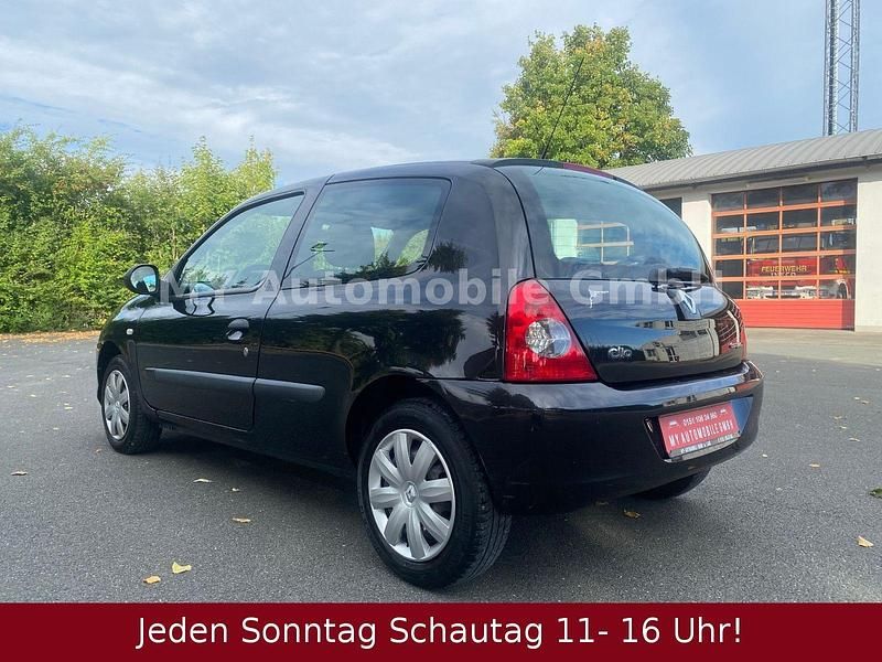Gebraucht Renault Clio II Campus 58 PS (42 kW) 2010 Schwarz Kleinwagen
