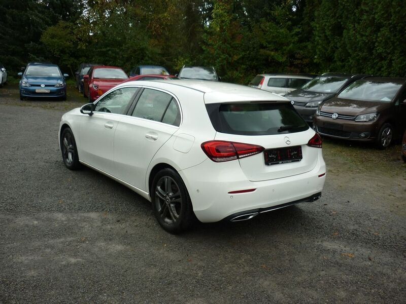 Gebraucht Mercedes A250 224 PS (164 kW) 2018 Polarweiss  unilack Limousine