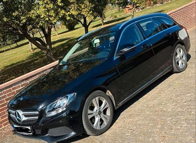 Gebraucht Mercedes C200 136 PS (100 kW) 2016 Schwarz Kombi