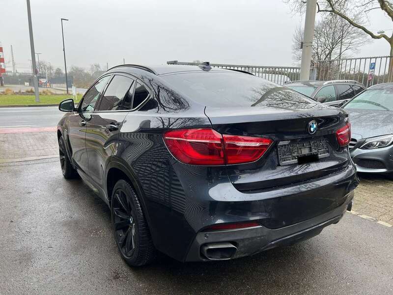 Carbonschwarz metallic Gebraucht 2015 BMW X6 M Sport SUV | 23.800 € (Etwas zu teuer) - Bild 1/4