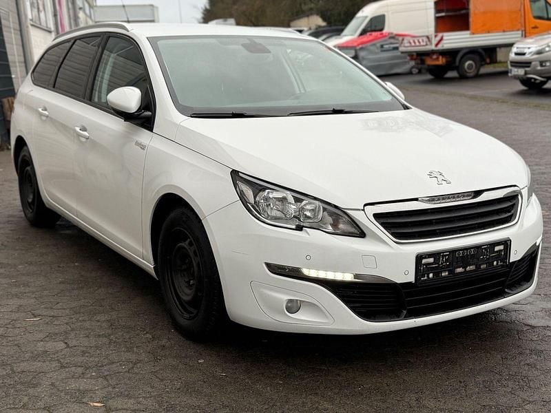 Gebraucht Peugeot 308 SW Business-Line 120 PS (88 kW) 2015 Weiß Kombi
