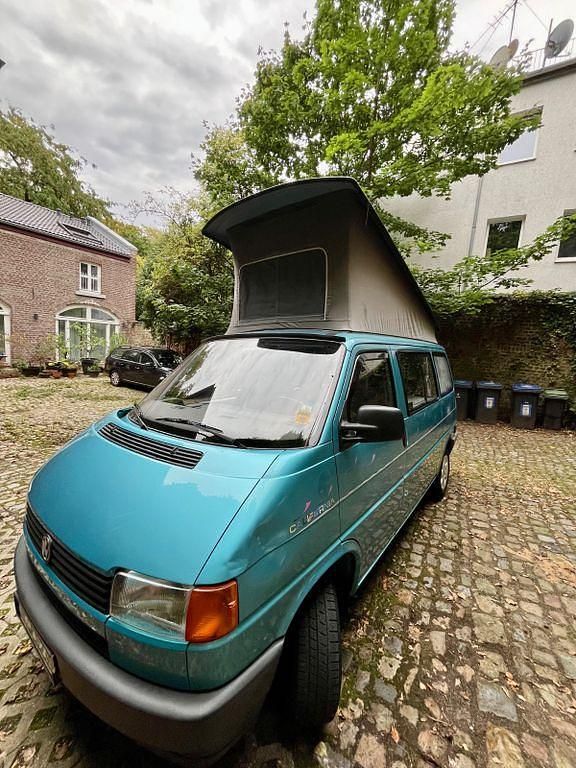 Blau Gebraucht 1992 VW T4 California Van | 17.500 € - Bild 1/4