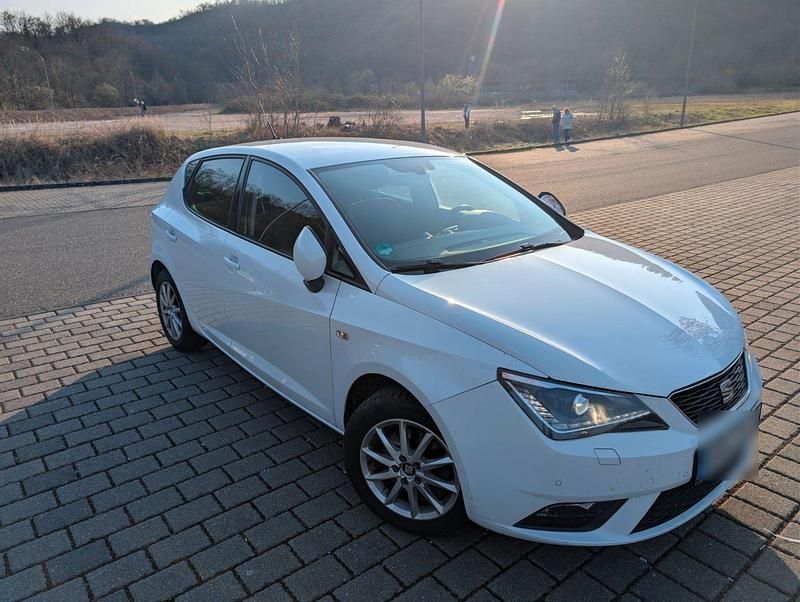 Gebraucht Seat Ibiza Style 110 PS (80 kW) 2016 Weiß Kleinwagen