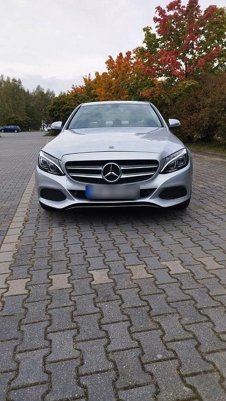 Silber Gebraucht 2014 Mercedes C200 Elegance Kombi | 16.700 € (Teuer) - Bild 1/4
