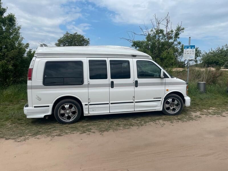 Weiß Gebraucht 1998 GMC Vandura Van / Kleinbus | 12.500 € - Bild 1/4