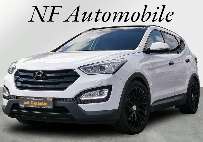 Weiß Gebraucht 2015 Hyundai Grand Santa Fe Premium SUV | 17.980 € (Fairer Preis) - Bild 1/4