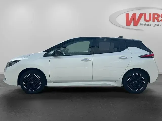 Gebraucht Nissan Leaf 360º 160 kW (218 PS) 2022 Weiss Kleinwagen