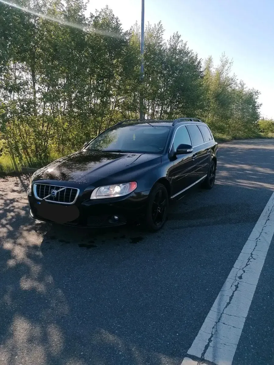 Gebraucht Volvo V70 Momentum 163 PS (119 kW) 2012 Kombi