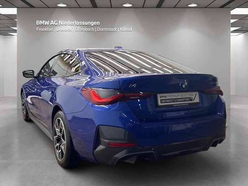 Gebraucht BMW i4 M Sport 250 kW (340 PS) 2024 Blau Limousine