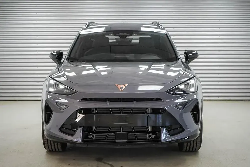 Neu Cupra Formentor 204 PS (150 kW) 2026 Graphene grau metallic (r6) SUV