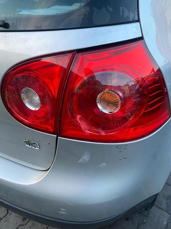 Gebraucht VW Golf V 102 PS (75 kW) 2006 Silber Kleinwagen