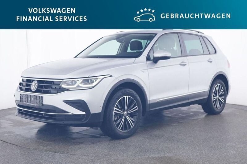 Silber Gebraucht 2022 VW Tiguan Life SUV | 35.500 € (Fairer Preis) - Bild 1/4