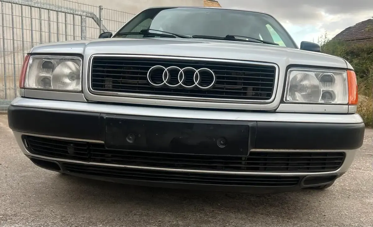 Gebraucht Audi 100 115 PS (84 kW) 1994 Silber Limousine