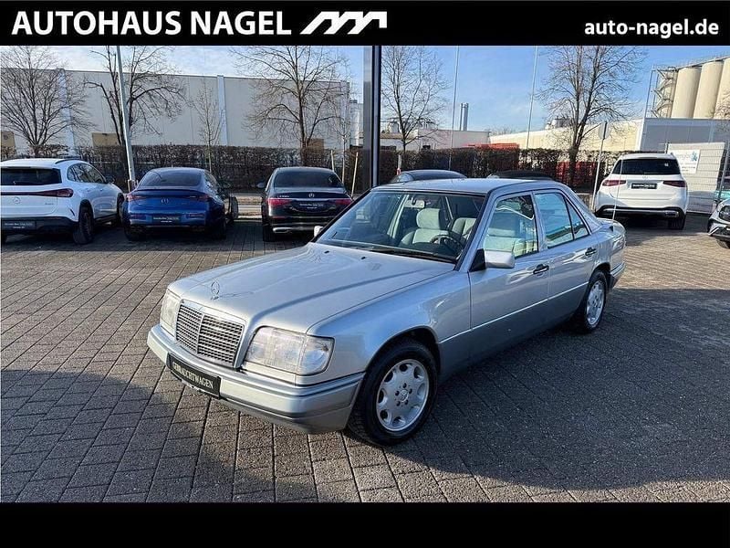 Gebraucht Mercedes E280 204 PS (150 kW) 1994 Andere Limousine