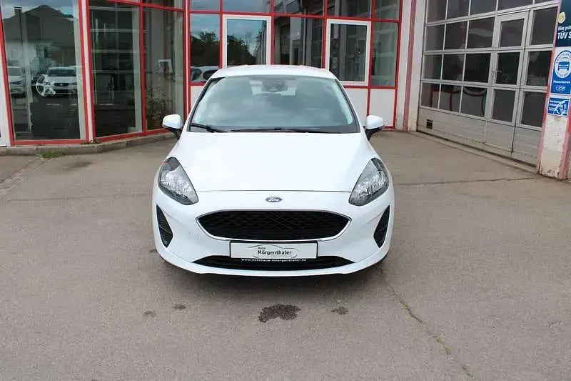 Gebraucht Ford Fiesta Cool & Connect 125 PS (91 kW) 2021 Weiß Limousine