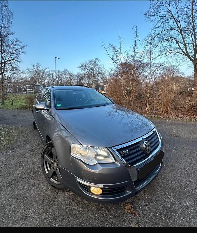 Grau Gebraucht 2007 VW Passat Kombi | 2.599 € (Superpreis) - Bild 1/4