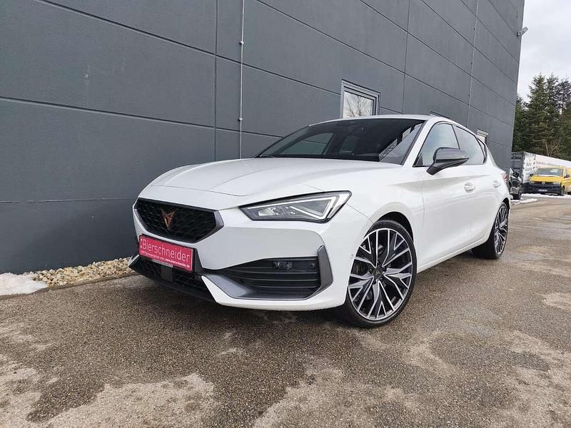 Gebraucht Cupra Leon VZ 300 PS (220 kW) 2024 Weiss Limousine