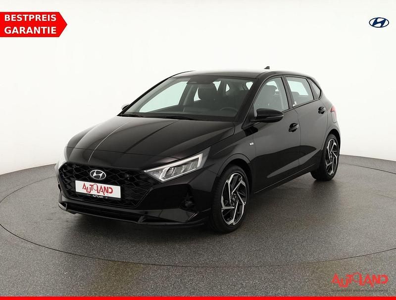 Schwarz Gebraucht 2020 Hyundai i20 Trend Kleinwagen | 19.990 € (Teuer) - Bild 1/4