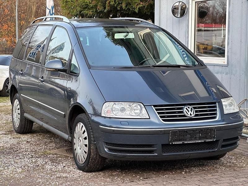 Blau Gebraucht 2005 VW Sharan Highline Van / Kleinbus | 2.990 € (Guter Preis) - Bild 1/4