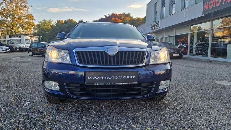 Blau Gebraucht 2009 Skoda Octavia Ambiente Kombi | 4.900 € (Fairer Preis) - Bild 1/4