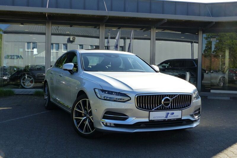 Bright silver metallic / metal Gebraucht 2018 Volvo S90 Inscription Limousine | 26.870 € (Teuer) - Bild 1/4