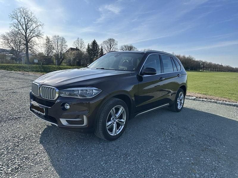 Braun Gebraucht 2016 BMW X5 SUV | 27.300 € (Etwas zu teuer) - Bild 1/4