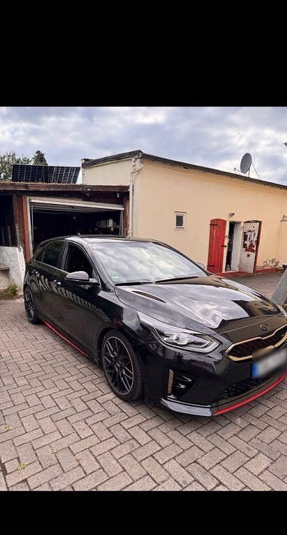 Schwarz Gebraucht 2021 Kia Ceed GT Limousine | 22.200 € (Fairer Preis) - Bild 1/4