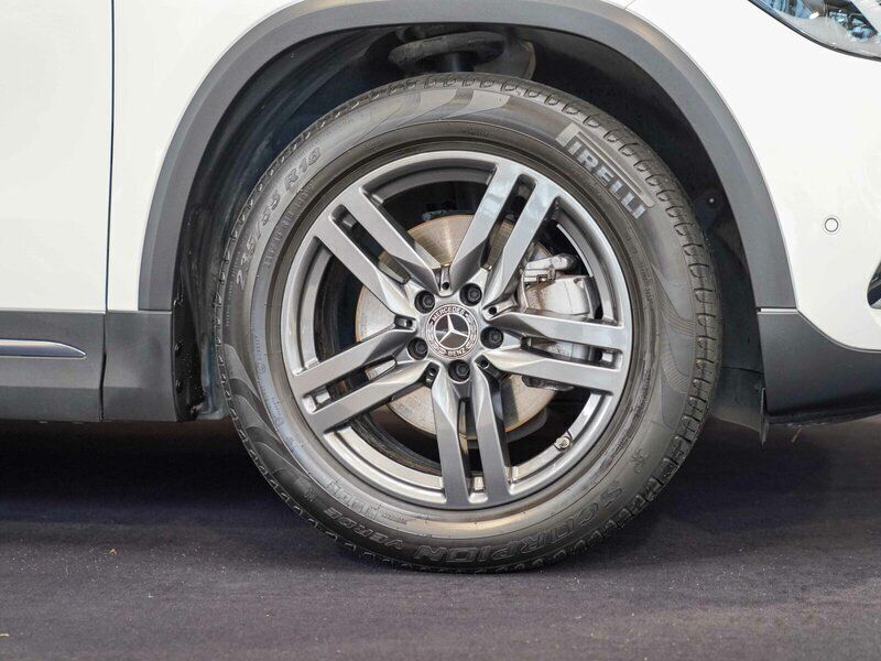 Gebraucht Mercedes GLA200 Advanced 150 PS (110 kW) 2023 Weiß SUV