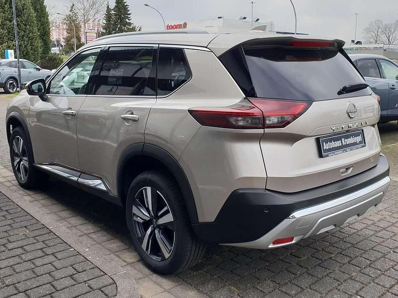 Gebraucht Nissan X-Trail Tekna 163 PS (119 kW) 2024 Champagne silver SUV