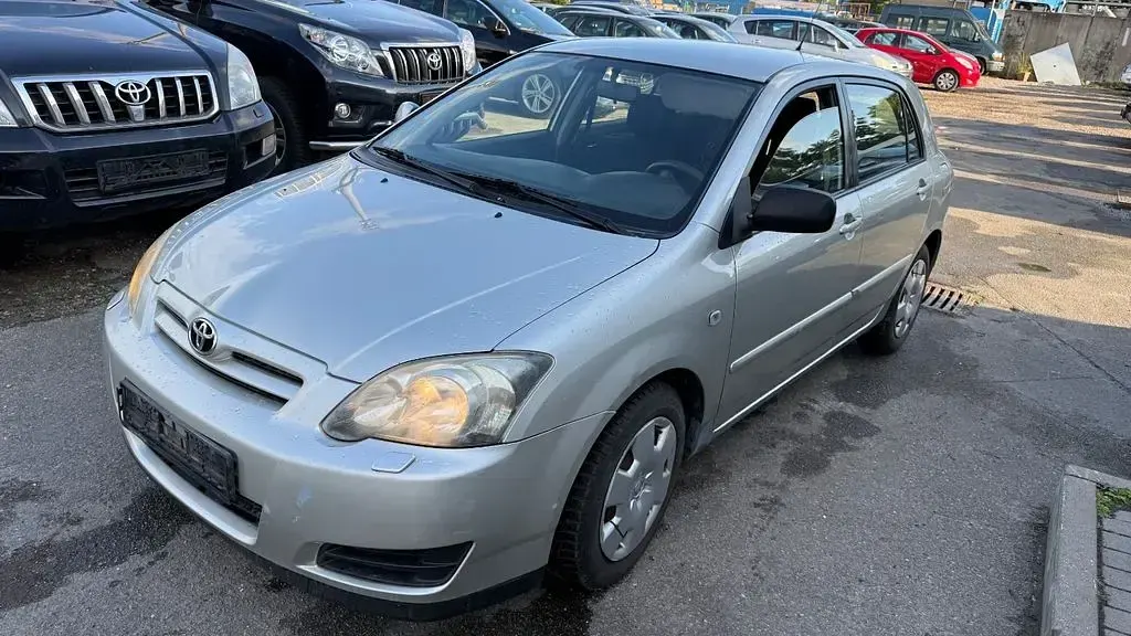 Gebraucht Toyota Corolla Executive 110 PS (80 kW) 2006 Silber Limousine