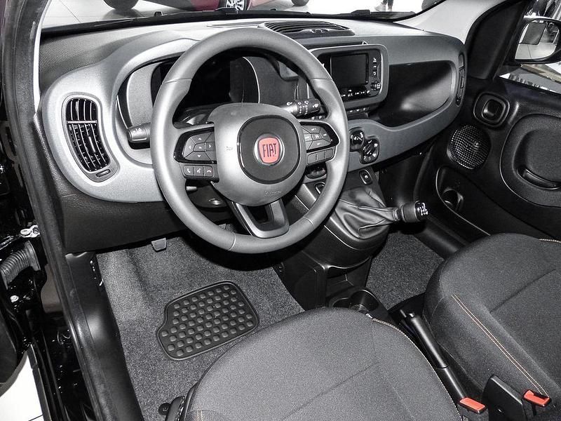 Gebraucht Fiat Panda 69 PS (50 kW) 2024 Schwarz Kleinwagen