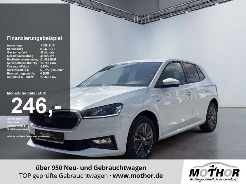 Moonweiss Gebraucht 2024 Skoda Fabia Drive Limousine | 22.017 € (Fairer Preis) - Bild 1/4