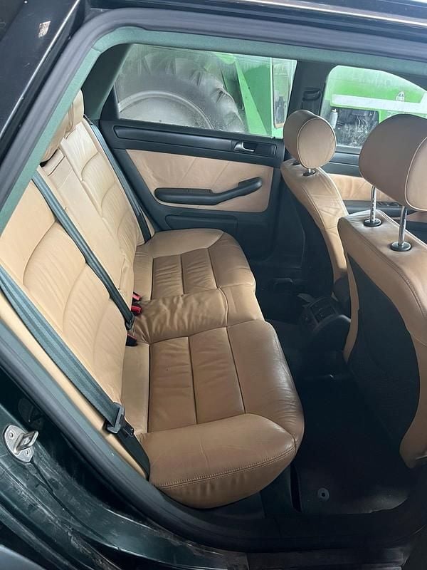 Gebraucht Audi A6 Allroad 180 PS (132 kW) 2002 Grün Kombi