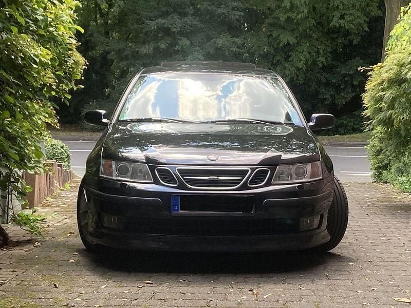 Schwarz Gebraucht 2003 Saab 9-3 Aero Limousine | 4.600 € (Etwas zu teuer) - Bild 1/4